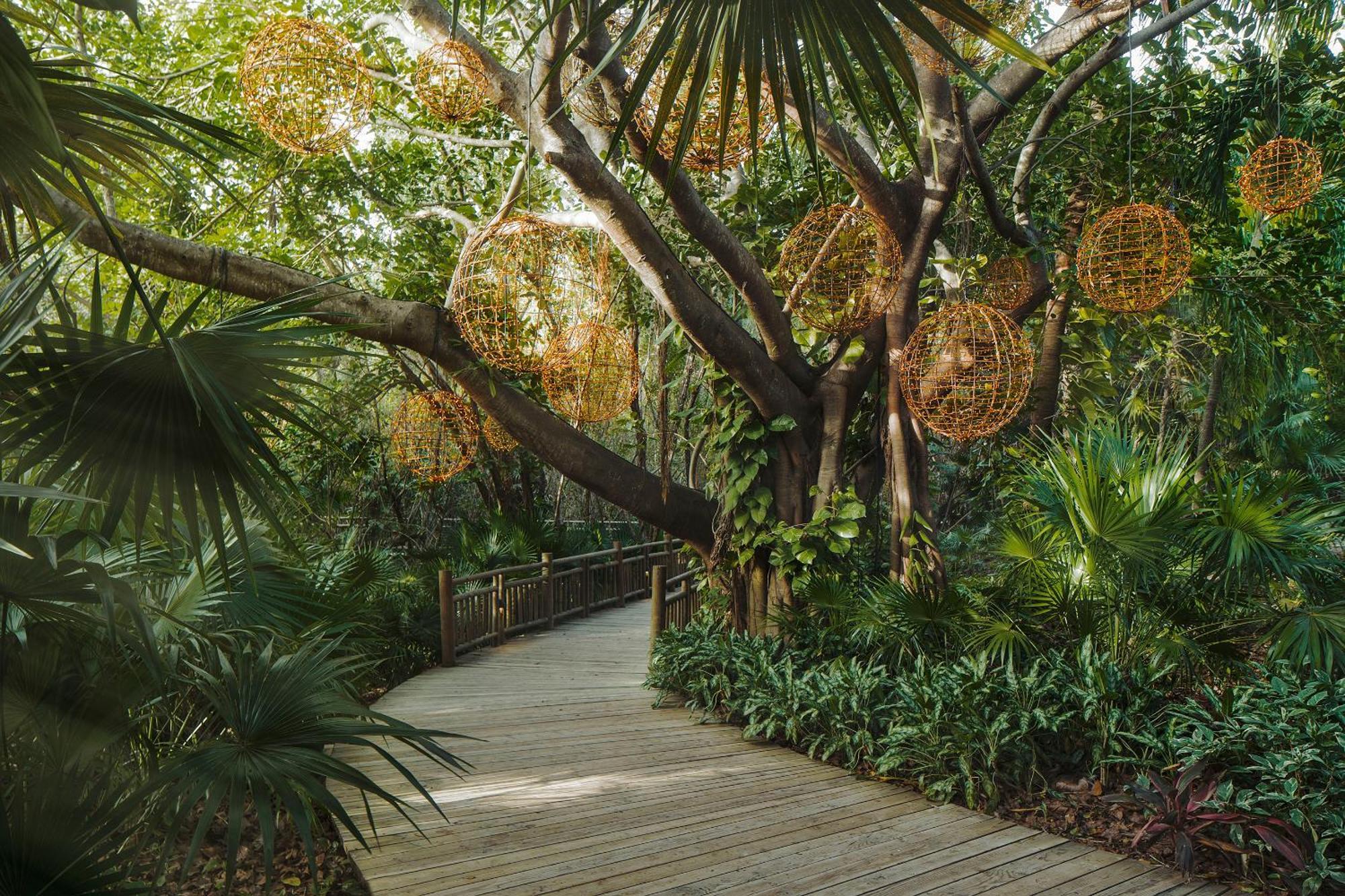 Jungala Park Hotel At Vidantaworld Riviera Maya Playa Paraiso Exterior photo